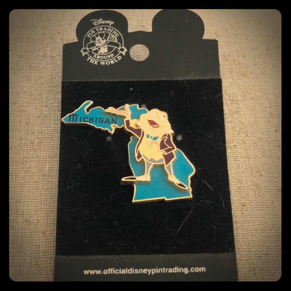 Disney Pin Trading Michigan Pin
